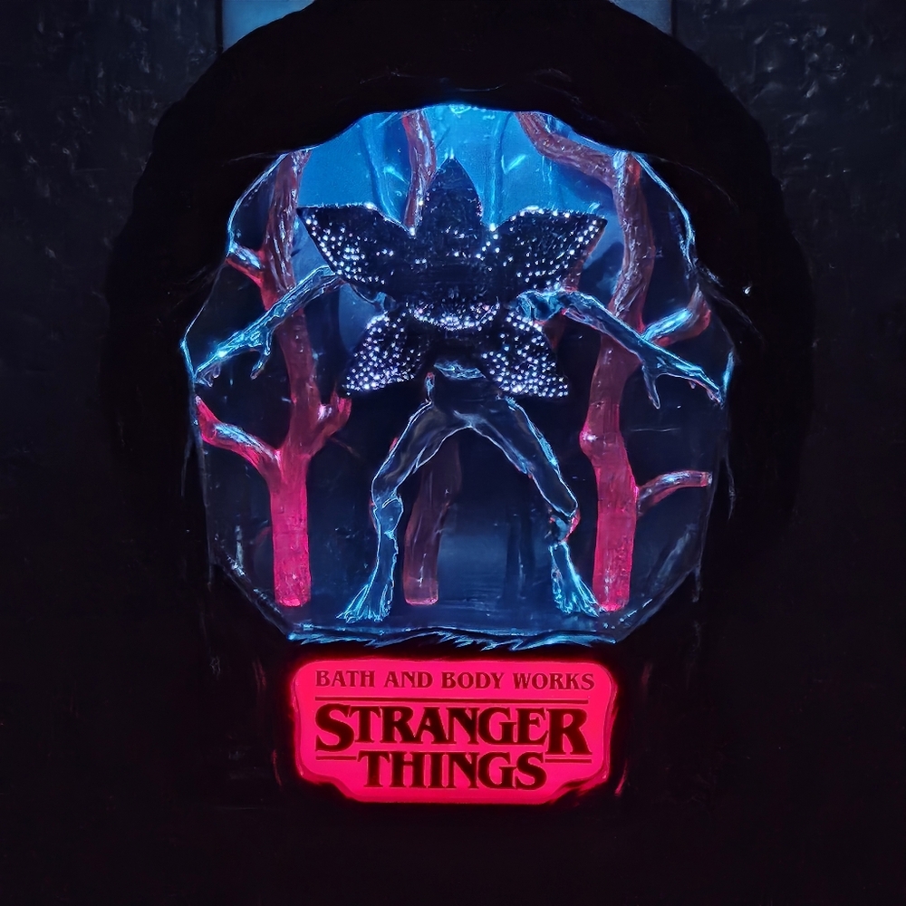 Bath and Body Works Stranger Things Limited Edition Demigorgon Wallflower - Picture 3 of 4